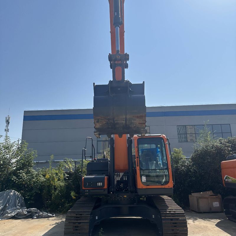 사용 된 Doosan Digger DX215-9ACE 중형 21.5t 중형 크롤러 발굴기
