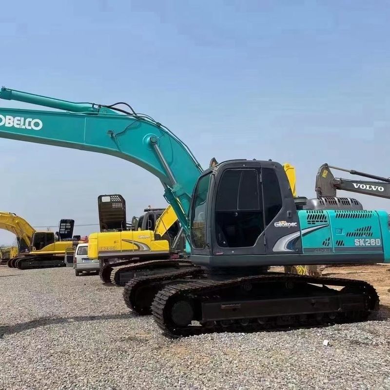 사용 된 Kobelco Digger SK260 중형 26톤 크롤러 발굴기