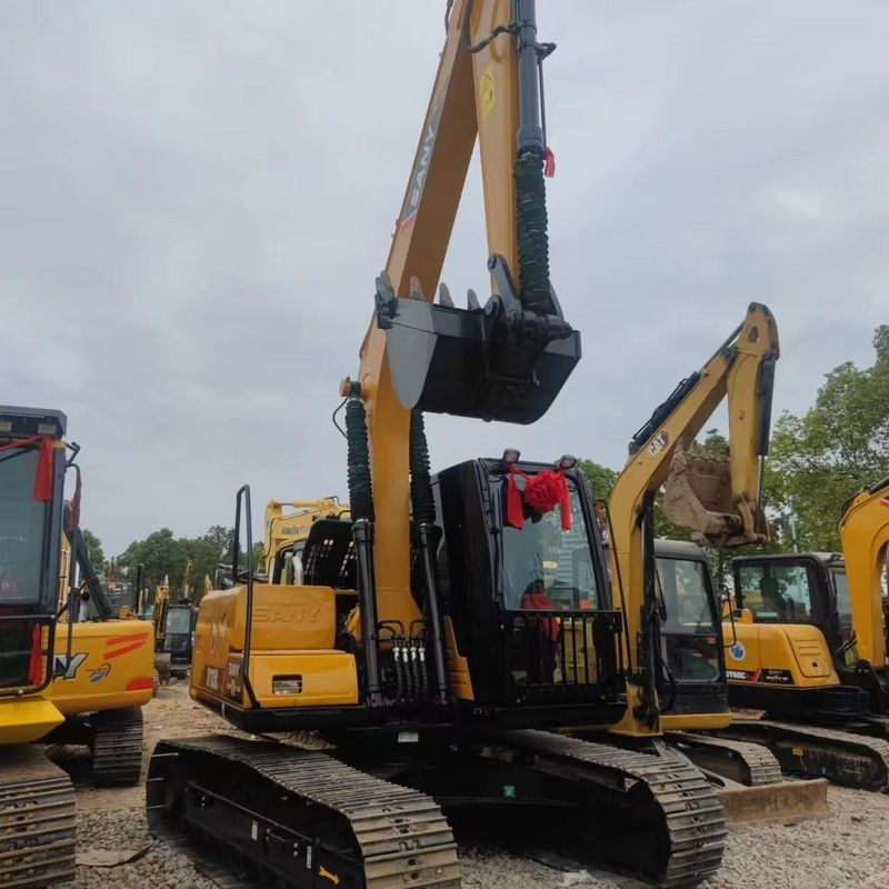 중고 SANY Digger SY135C 소형 미니 크롤러 발굴기에서 13.5을 사용했습니다.