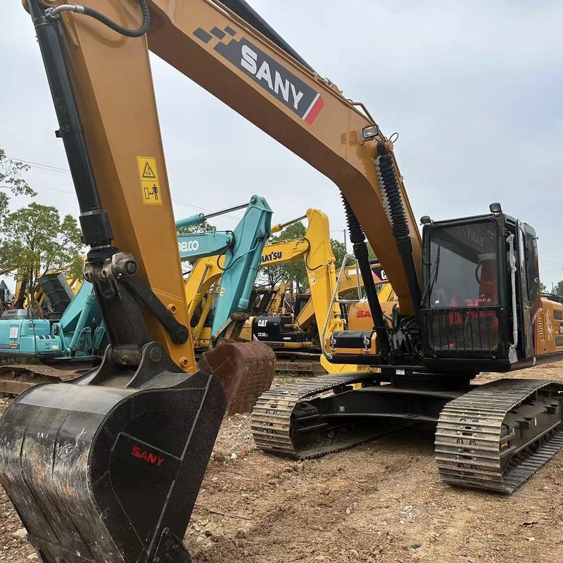 중형 크롤러 발굴기에서 21.5을 사용 한 중고 SANY Digger SY215C