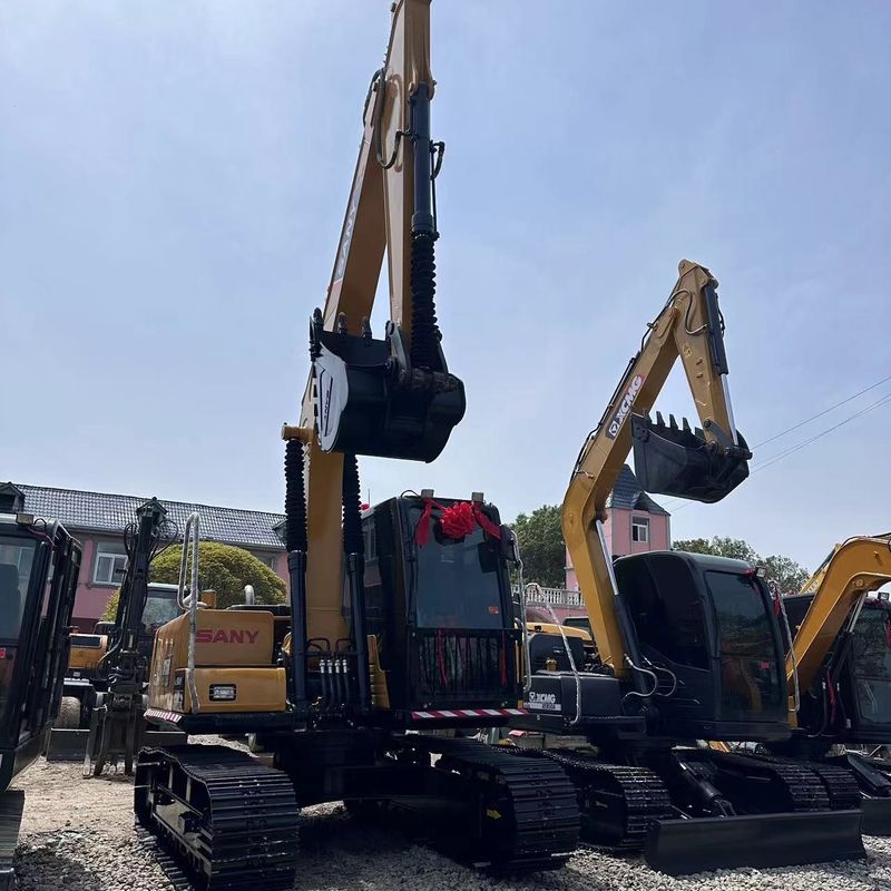 사용 된 SANY Digger SY155C 중형 크롤러 발굴기 중 15.5
