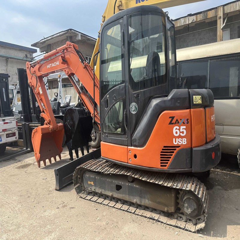 수압 재취득 미니 발굴기 중구 히타치 ZX65 6.5톤 40.5kw 0.27m3 버킷
