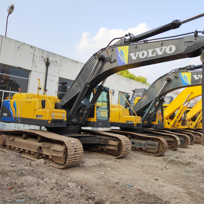 VOL EC360BLC는 1.35m3 버킷이 있는 유압 굴삭기 유압 36톤 198kw를 사용했습니다.
