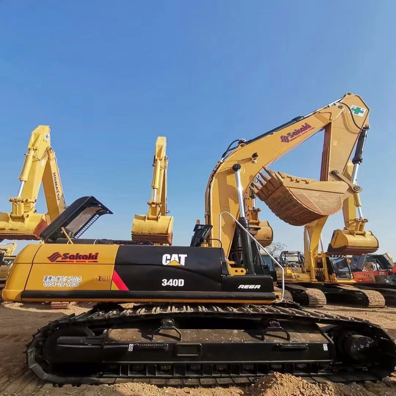 오래된 CAT 340D 기계 거래자 발굴기 40 톤 208kw 1.9m3 버킷 용량
