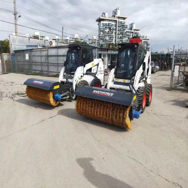 Bob S16 사용 된 스키드 스티어 장비 로더 지구 이동 10.5km/h 36.4KW