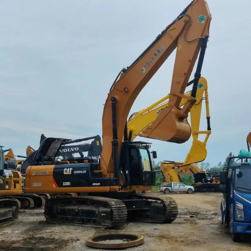 대형 중고 굴삭기 CAT 330D2 30톤 크롤러 굴착기 156kw(1.54m3 버킷 포함)
