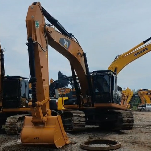 대형 중고 굴삭기 CAT 330D2 30톤 크롤러 굴착기 156kw(1.54m3 버킷 포함)