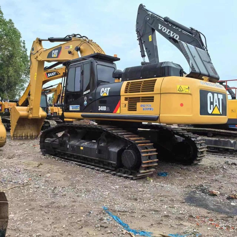큰 사용 된 발굴기 CAT 340D2 40 톤 크롤러 발굴기 208kw 1.9m3 버킷
