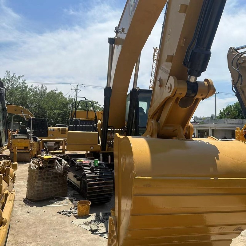 사용 된 발굴기 CAT 330GC 30 톤 크롤러 발굴기 151kw 1.6m3 버킷