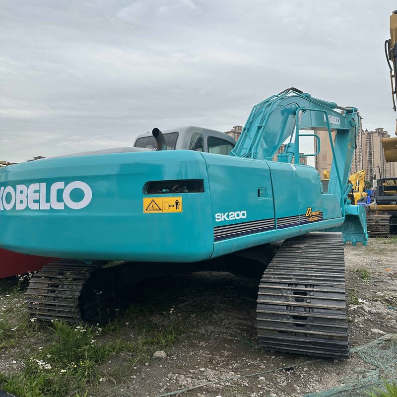 사용 된 Kobelco Digger SK200D 중급형 크롤러 발굴기