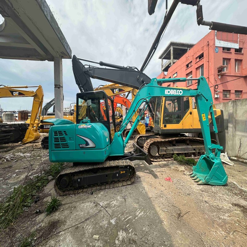 중고 Kobelco Digger SK60 중고 6톤 소형 미니 크롤러 굴삭기 35.5kw