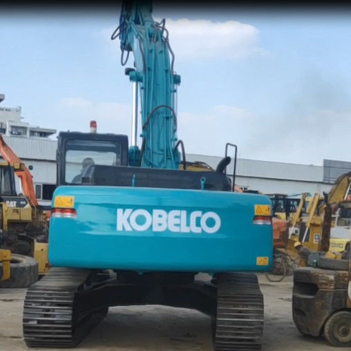 사용 된 Kobelco Digger SK200-8 중형 크롤러 발굴기