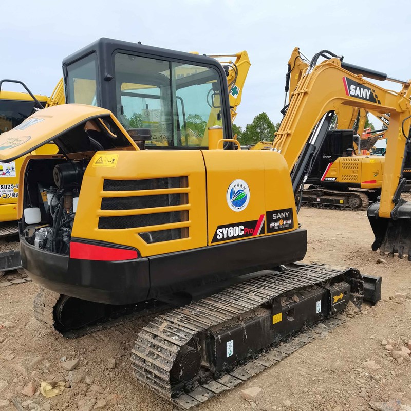 사용 된 SANY Digger SY60 중고 6톤 소형 미니 크롤러 발굴기 36kw