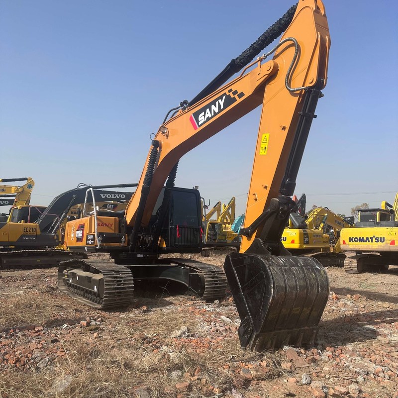 중고 SANY Digger SY235C 중고 23.5on 중형 크롤러 굴삭기 128.5kw