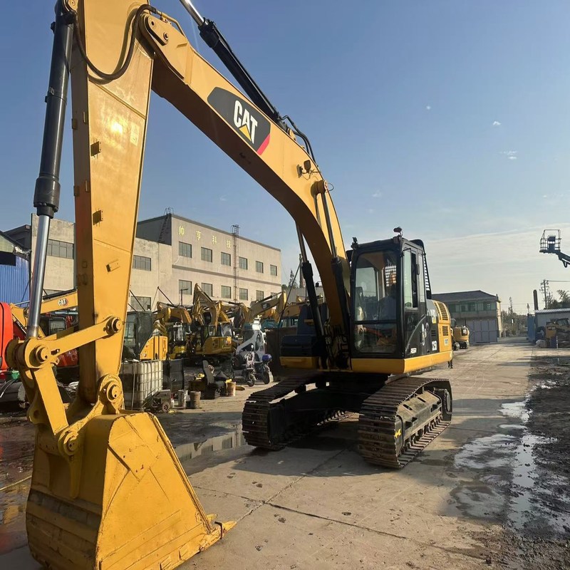 25 톤 사용 된 발굴기 CAT 325D 크롤러 발굴기 140kw 1.4m3 버킷