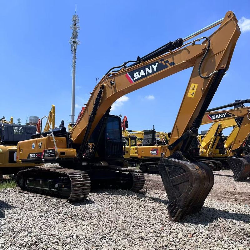 사용 된 SANY Digger SY215C 중형 크롤러 발굴기에서 중고 21.5